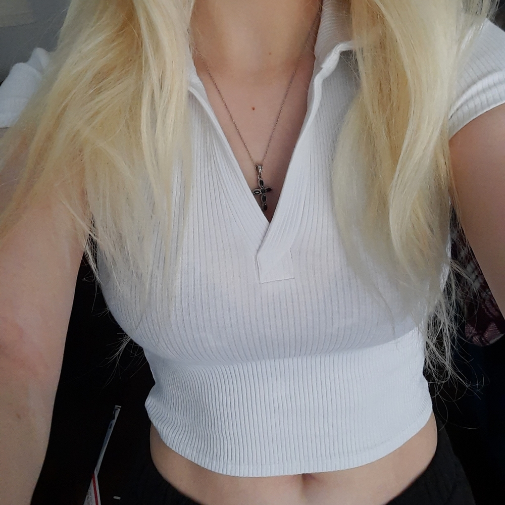 thrifted white collared v neck crop top